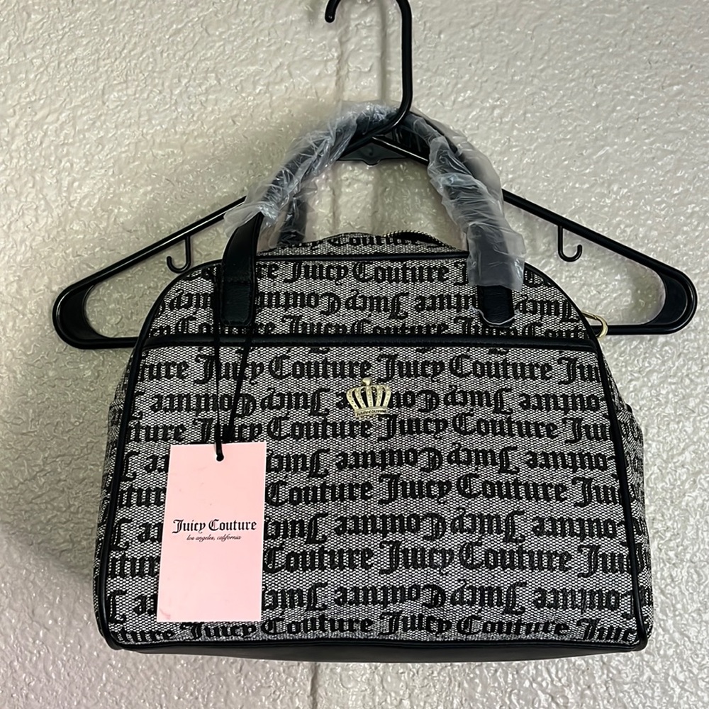 Medium black/gray purse